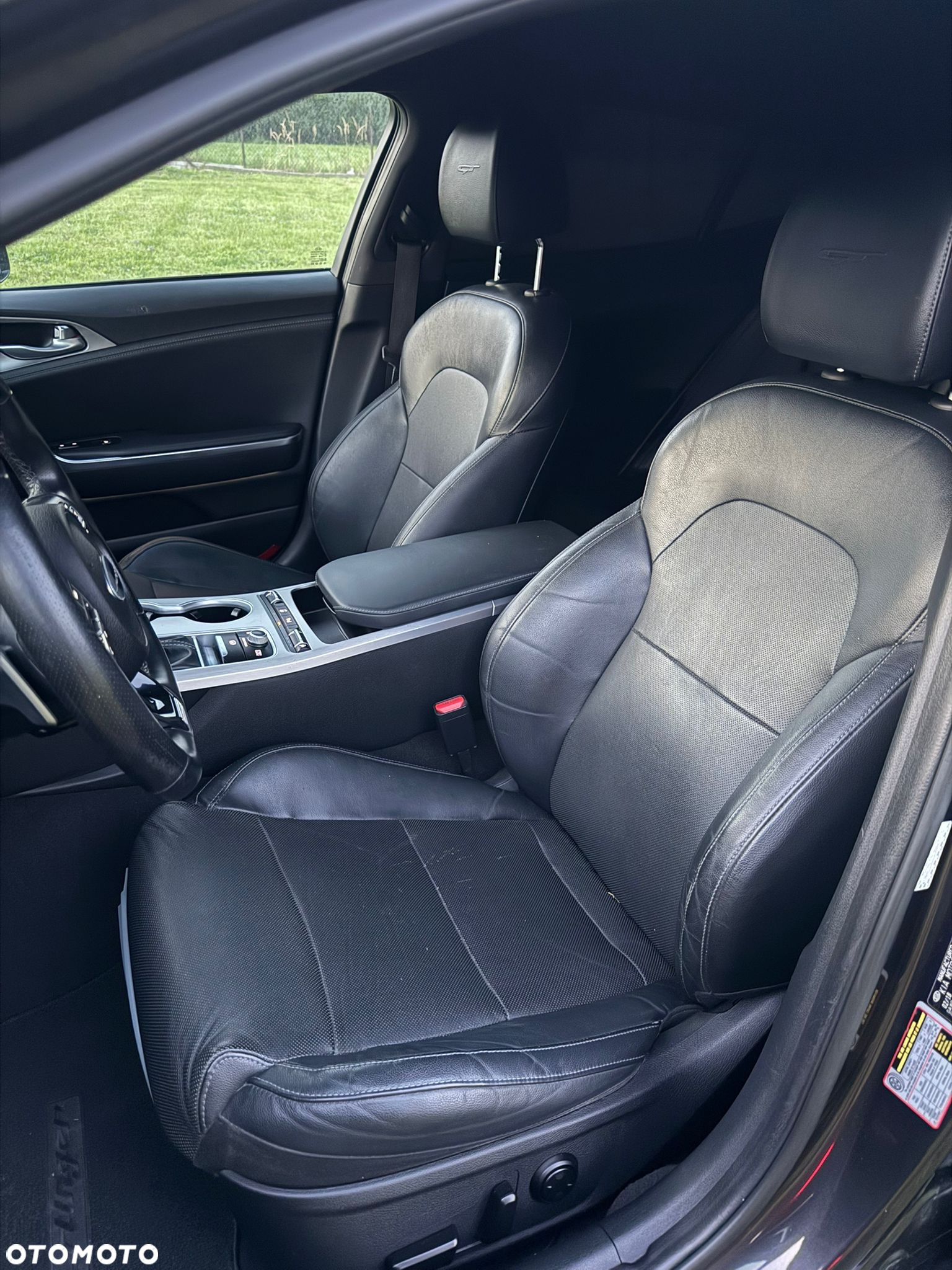 Kia Stinger - 15