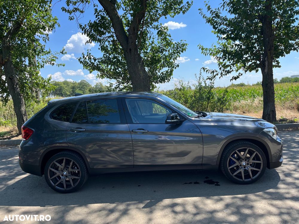 BMW X1 sDrive18d Sport Line - 7