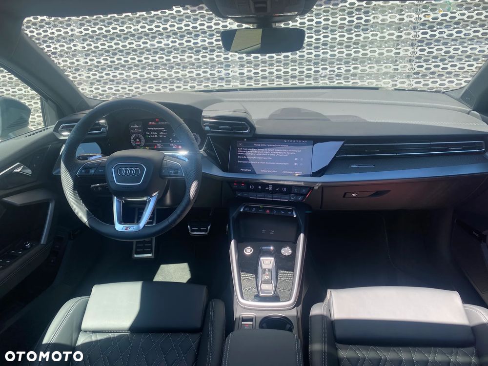 Audi A3 Sportback ver-45-tfsie-sportback-s-tronic-s-line - 14