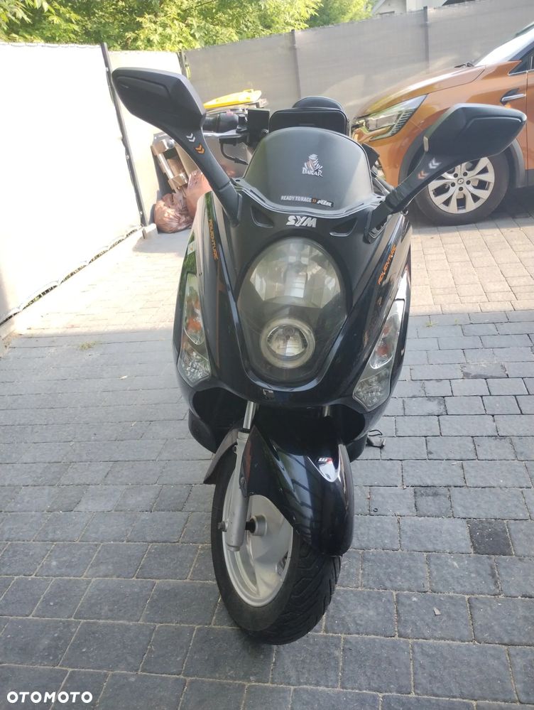 SYM GTS - 1