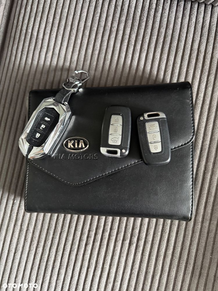 Kia Sportage 1.7 CRDI 2WD Vision - 11