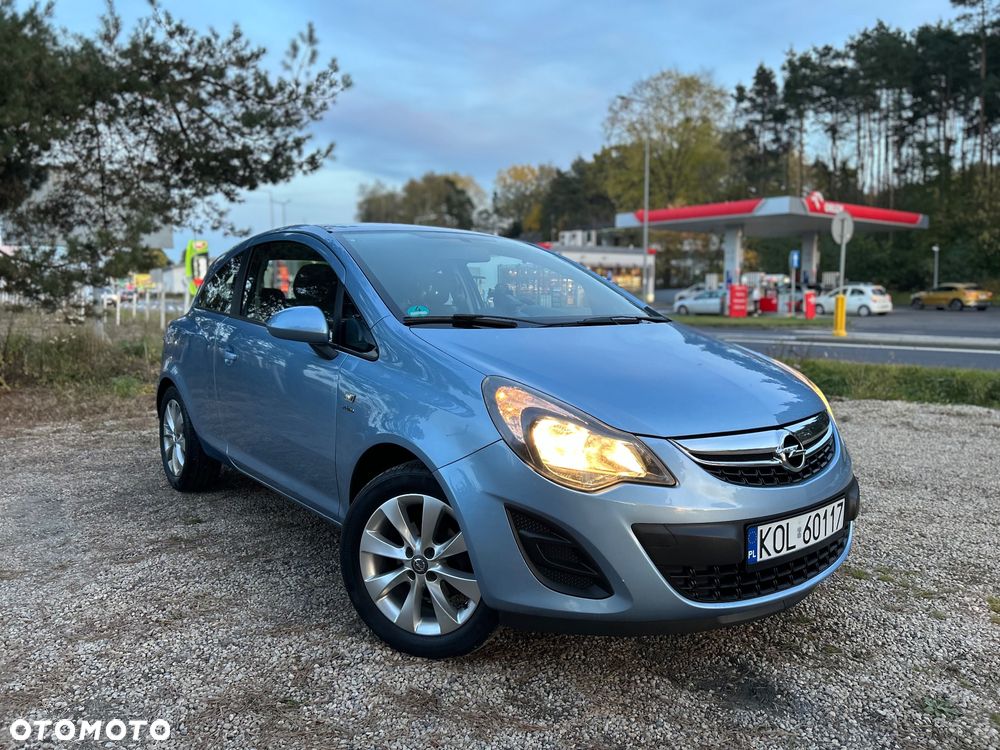 Opel Corsa 2013 photo 2
