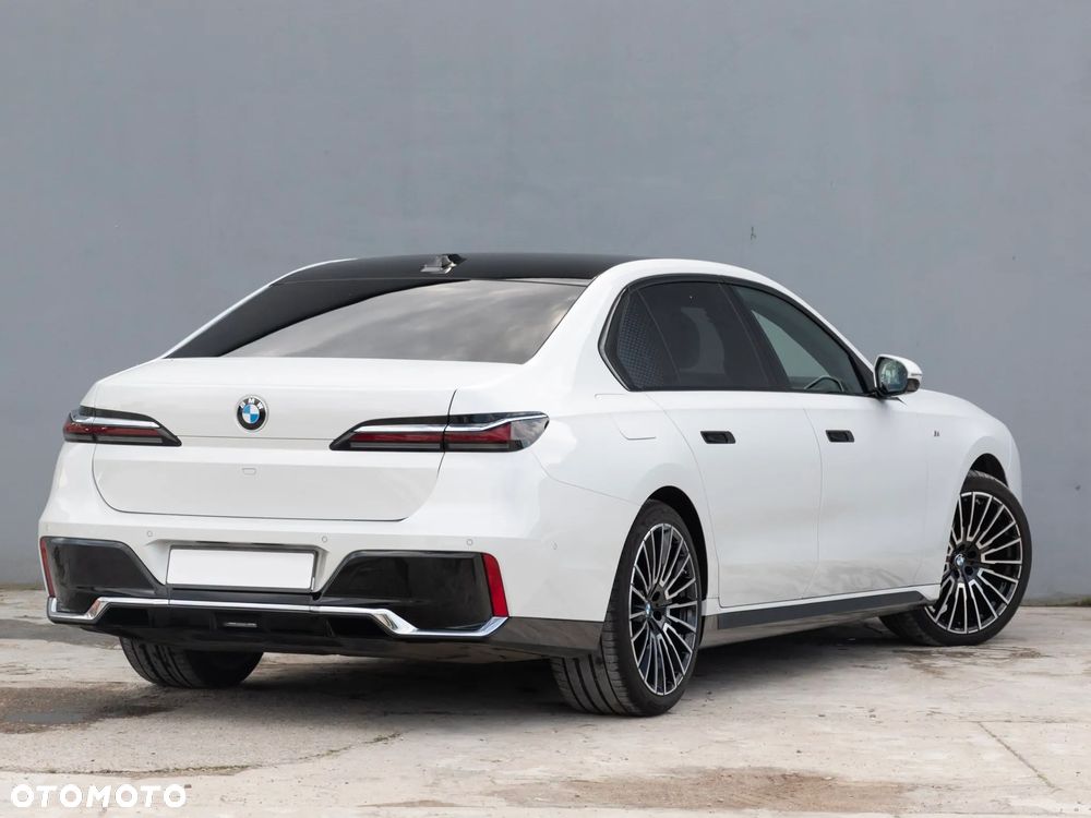 BMW Seria 7 - 5