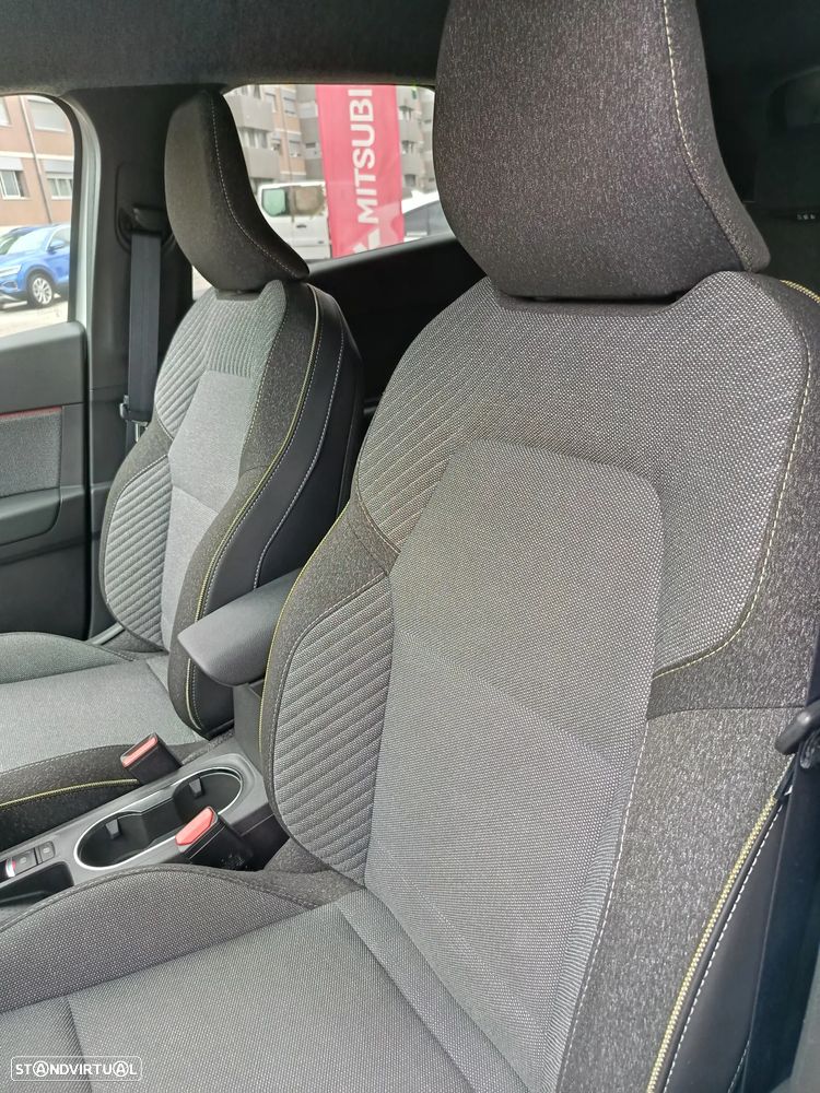 Mitsubishi Grandis 1.3 DI-T Intense 7DCT - 10