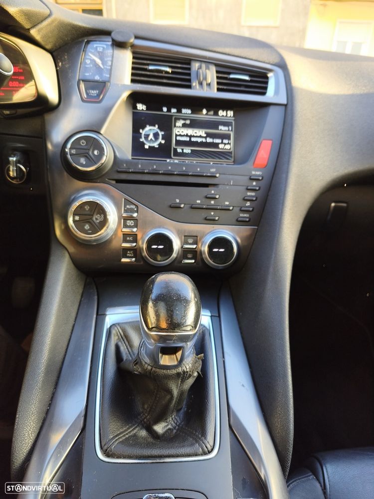 Citroën DS5 1.6 BlueHDi So Chic - 13