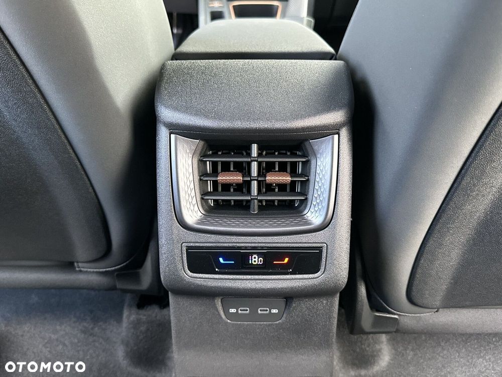 Cupra Terramar 2.0 TSI 4Drive VZ DSG - 41