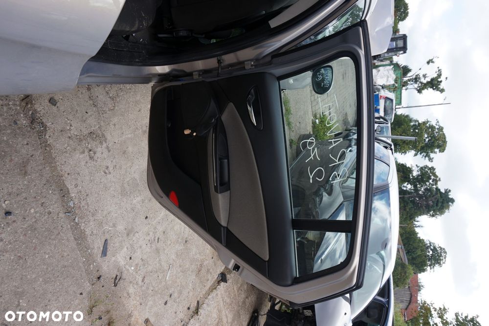 DRZWI TYLNE PRAWE BRAVO II 5D HB 279  BEŻOWY FIAT 2007-2014 - 9