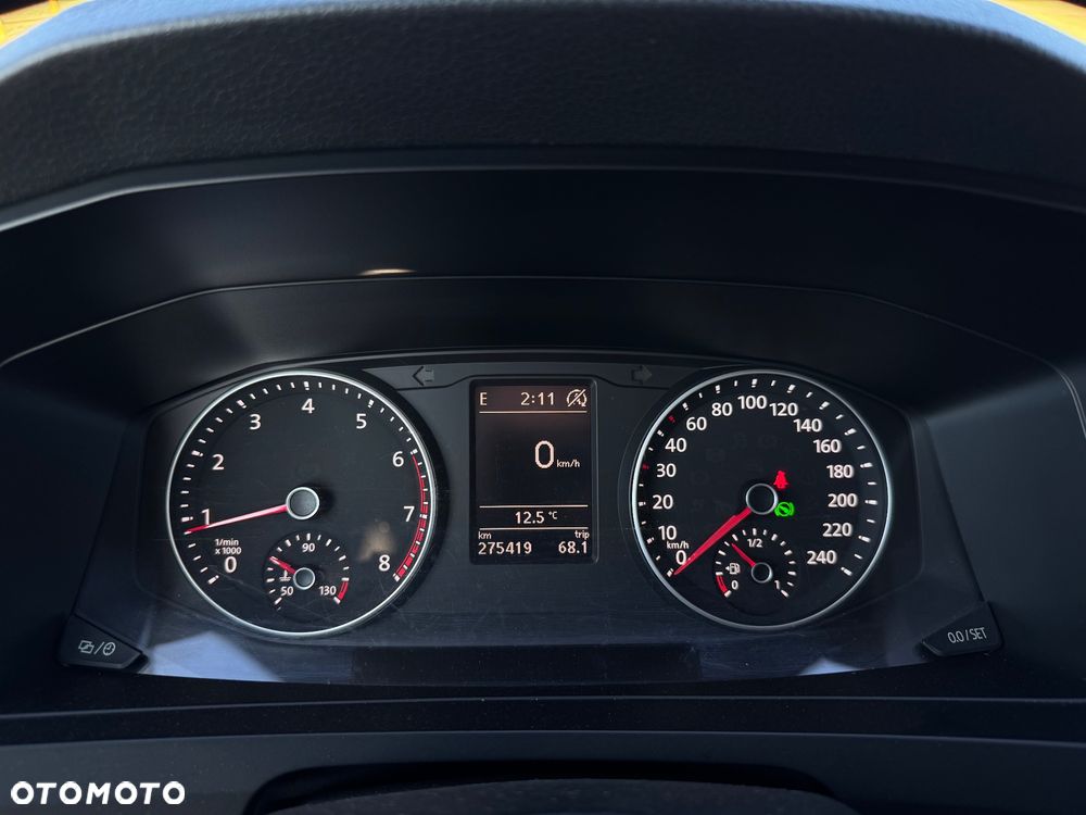 Volkswagen Transporter - 24