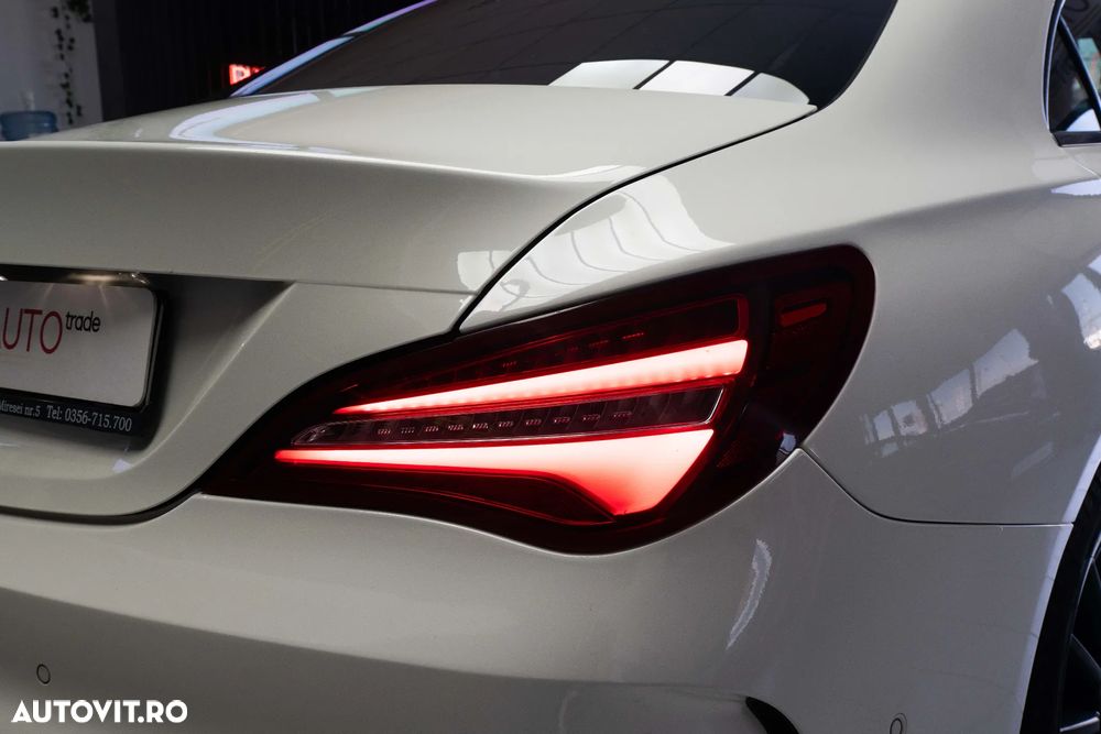 Mercedes-Benz CLA 220 - 12