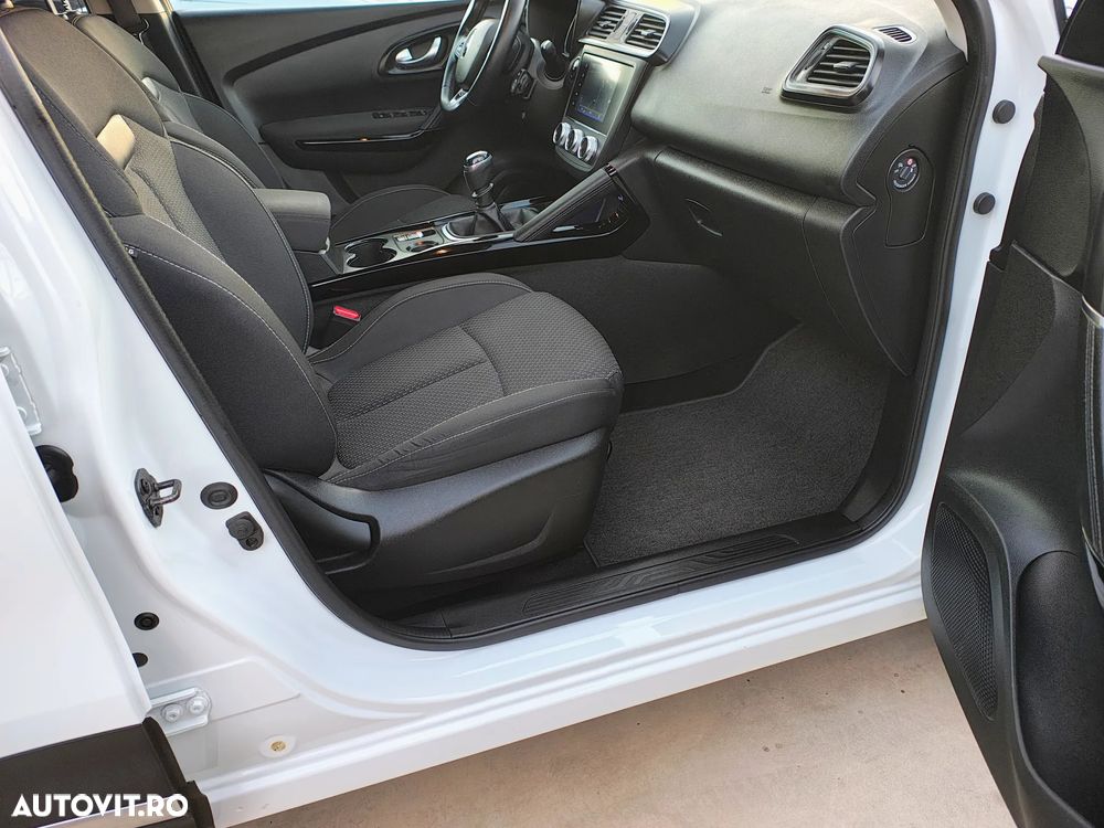 Renault Kadjar BLUE dCi 115 BUSINESS EDITION - 24