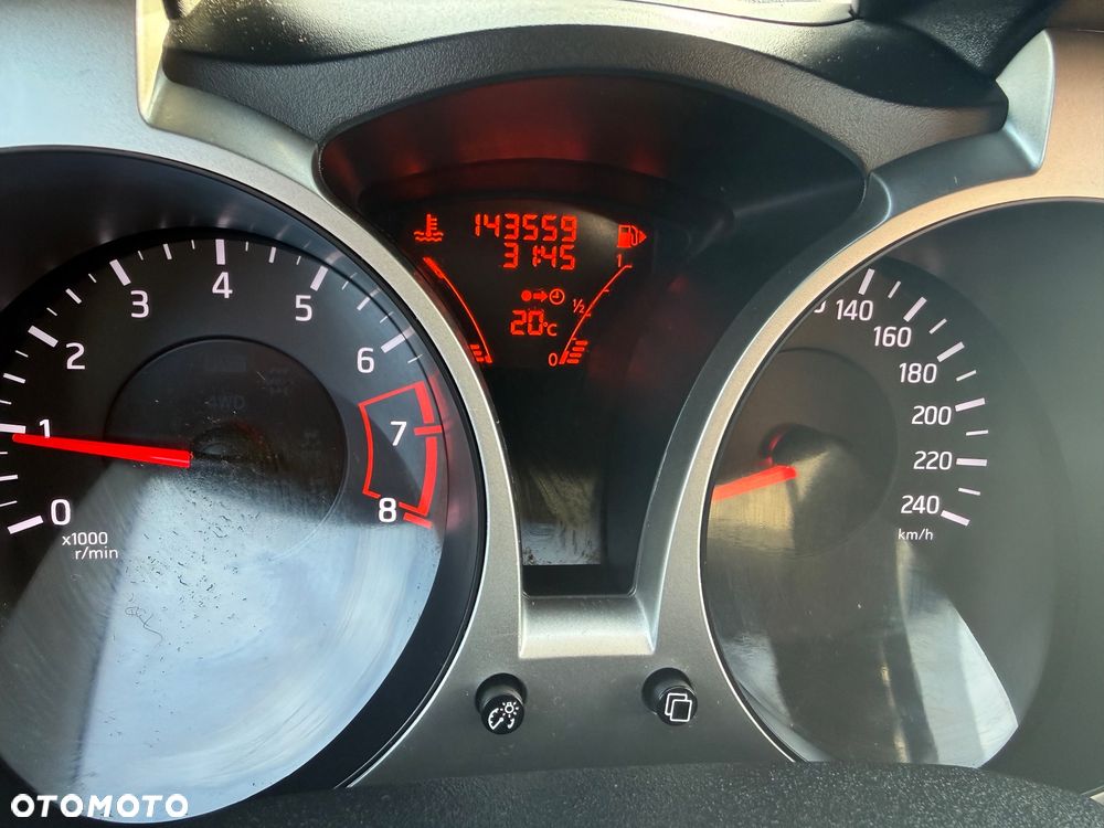 Nissan Juke - 16