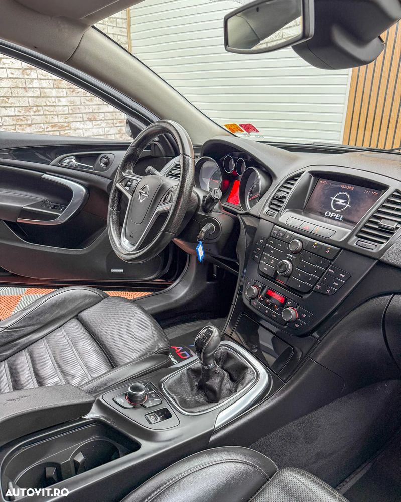 Opel Insignia - 8