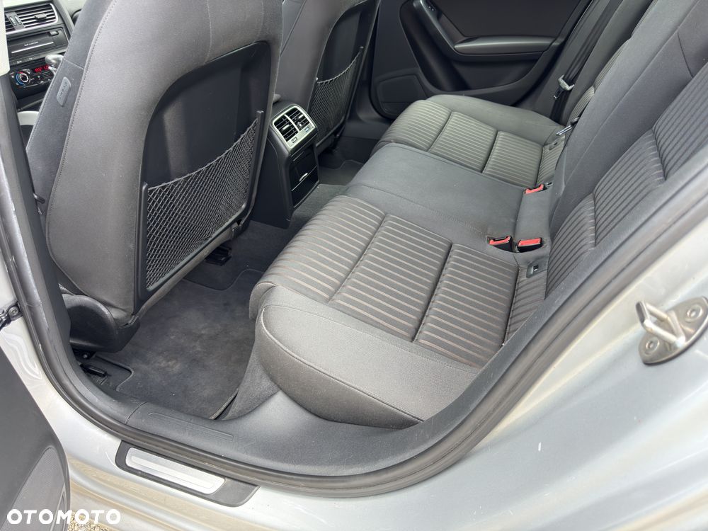 Audi A4 Avant 2.0 TDI DPF multitronic Ambiente - 13
