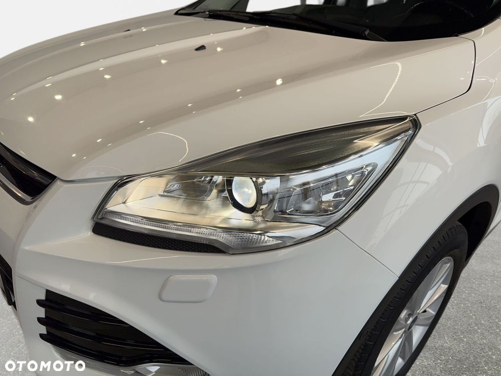 Ford Kuga - 10