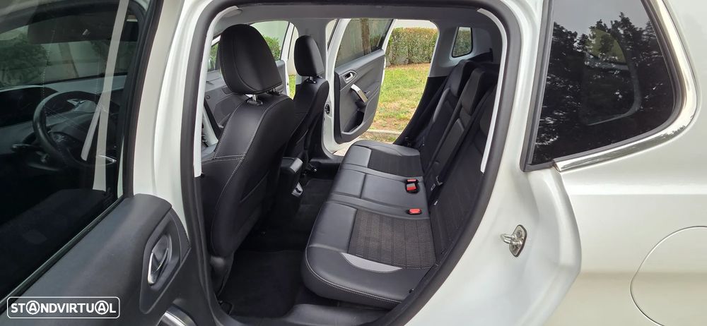 Peugeot 2008 1.6 BlueHDi Allure - 14