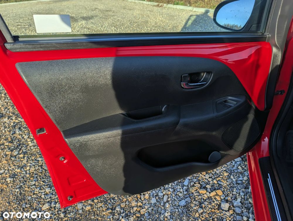 Toyota Aygo 1.0 VVT-i Color Edition - 31