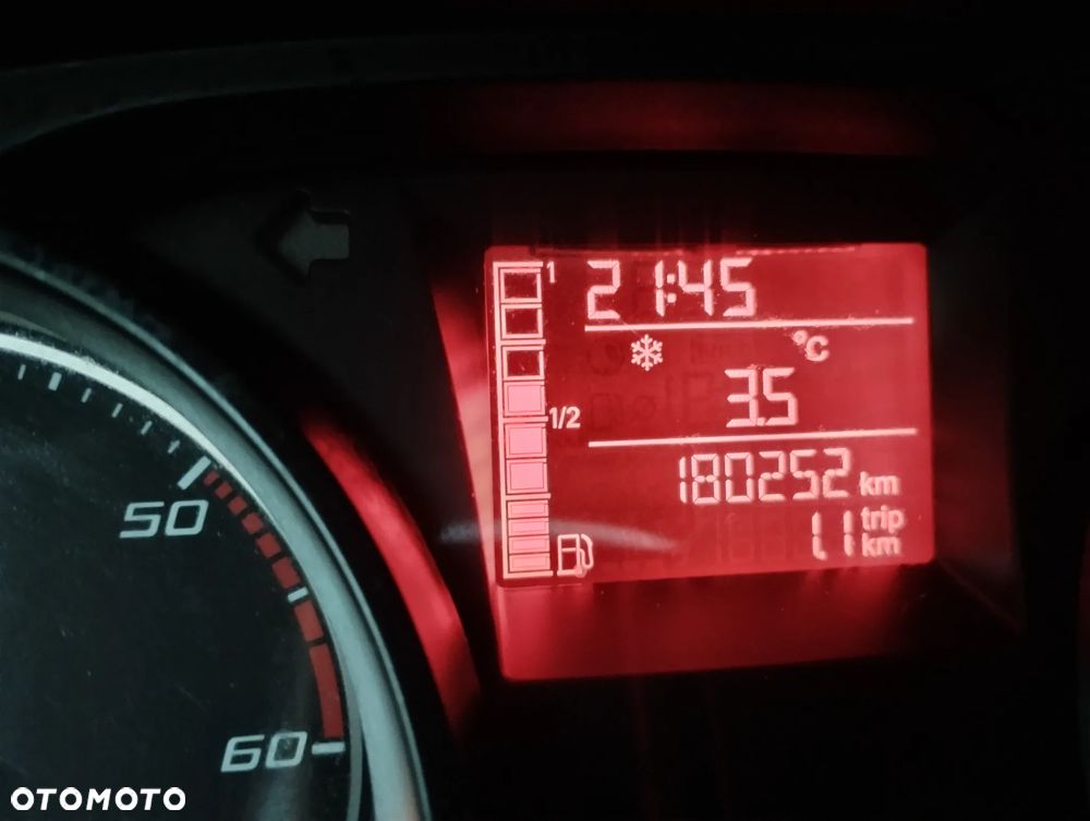 Seat Ibiza 1.2 TDI DPF Ecomotive Reference - 9