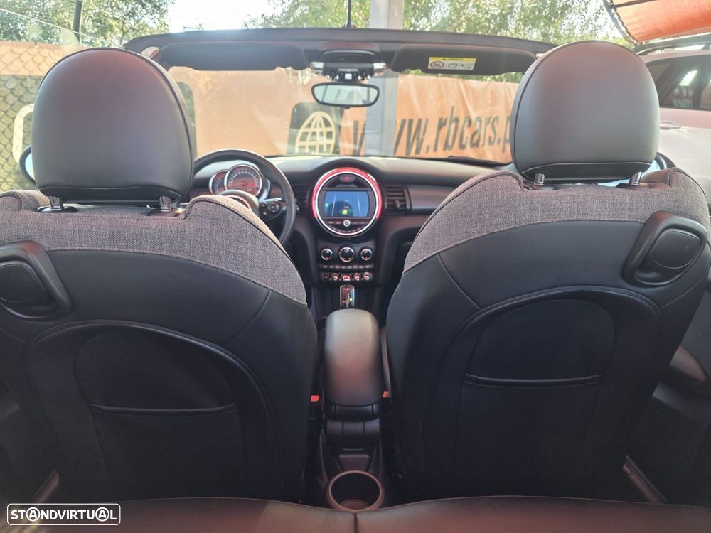MINI Cabrio Cooper Auto - 13
