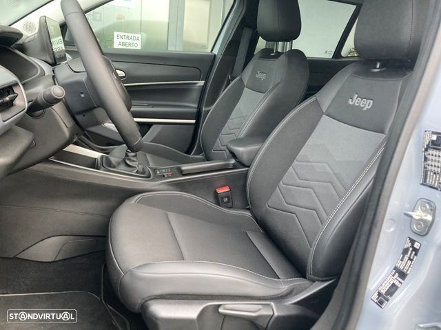 Jeep Avenger 1.2 GSE T3 Summit - 35