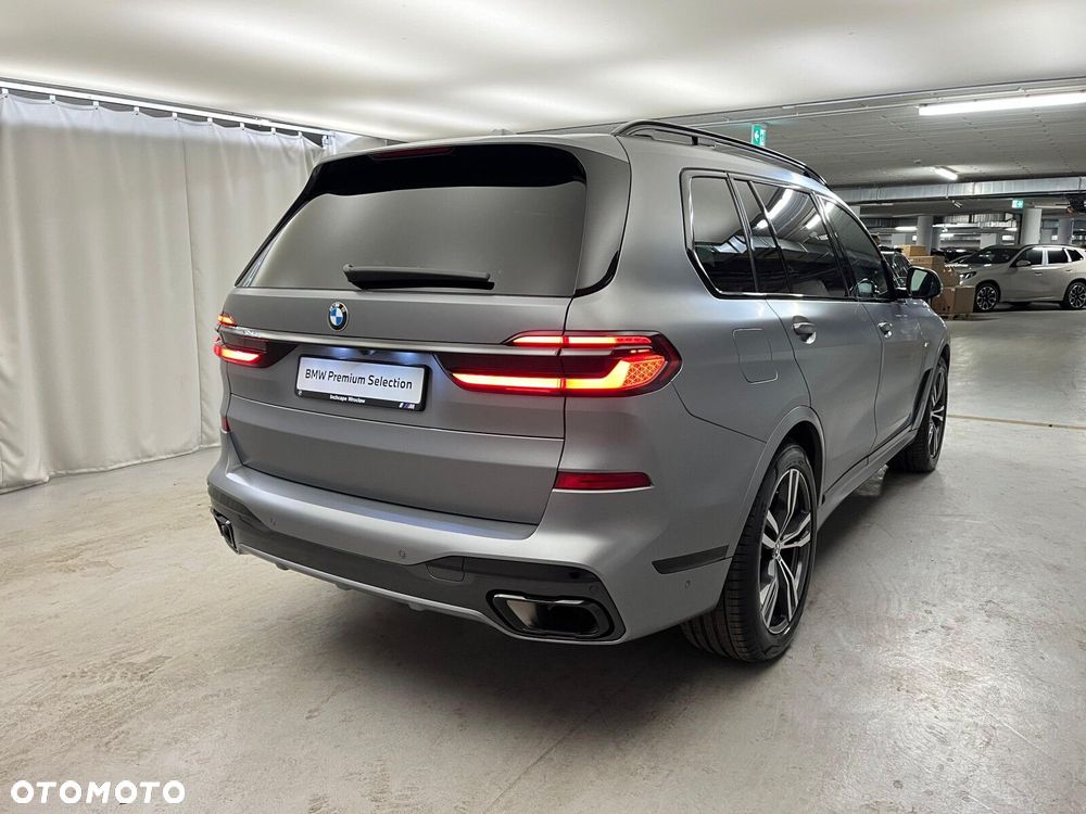 BMW X7 - 11