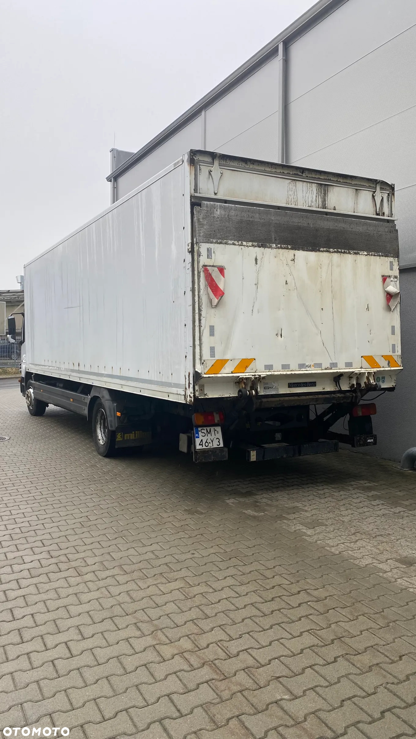Mercedes-Benz atego - 4