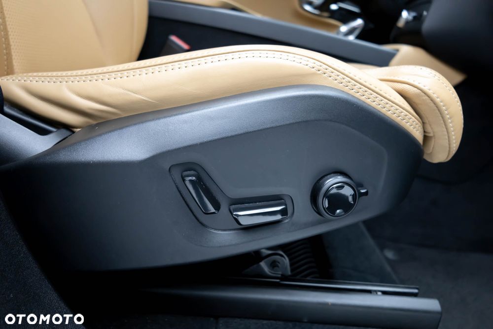 Volvo XC 90 T8 AWD Recharge Ultimate Bright - 35