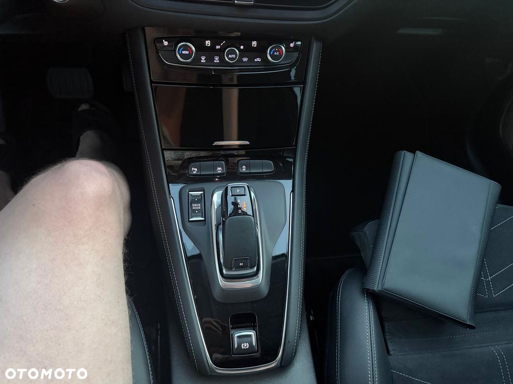 Opel Grandland X 1.5 D Start/Stop Automatik Business Edition - 12