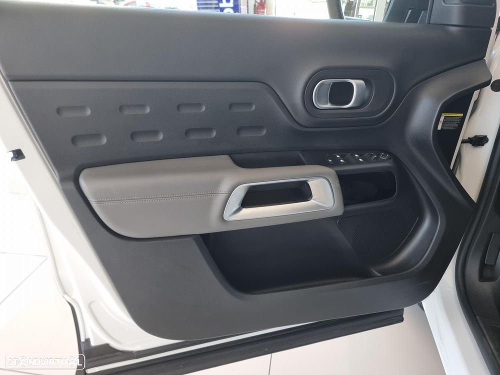 Citroën C5 Aircross 1.6 Hybrid Feel Pack e-EAT8 - 38