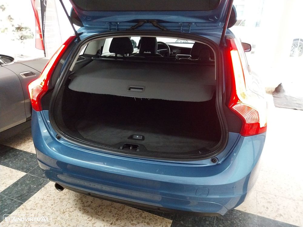 Volvo V60 1.6 D2 Drive Kinetic Start/Stop - 12