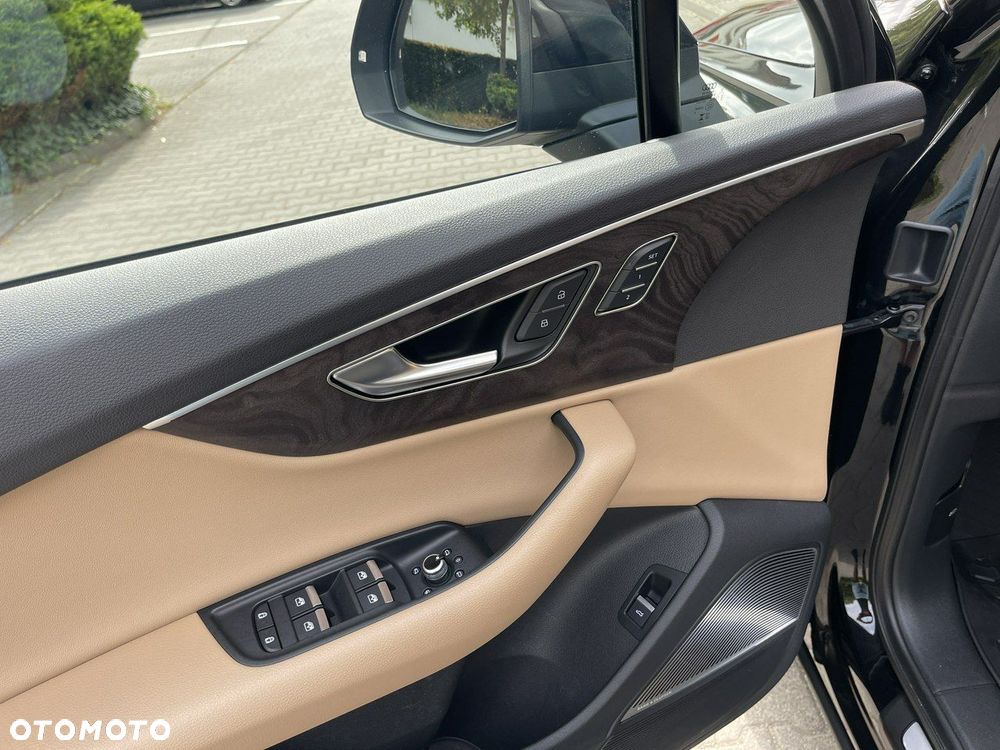 Audi Q7 - 21
