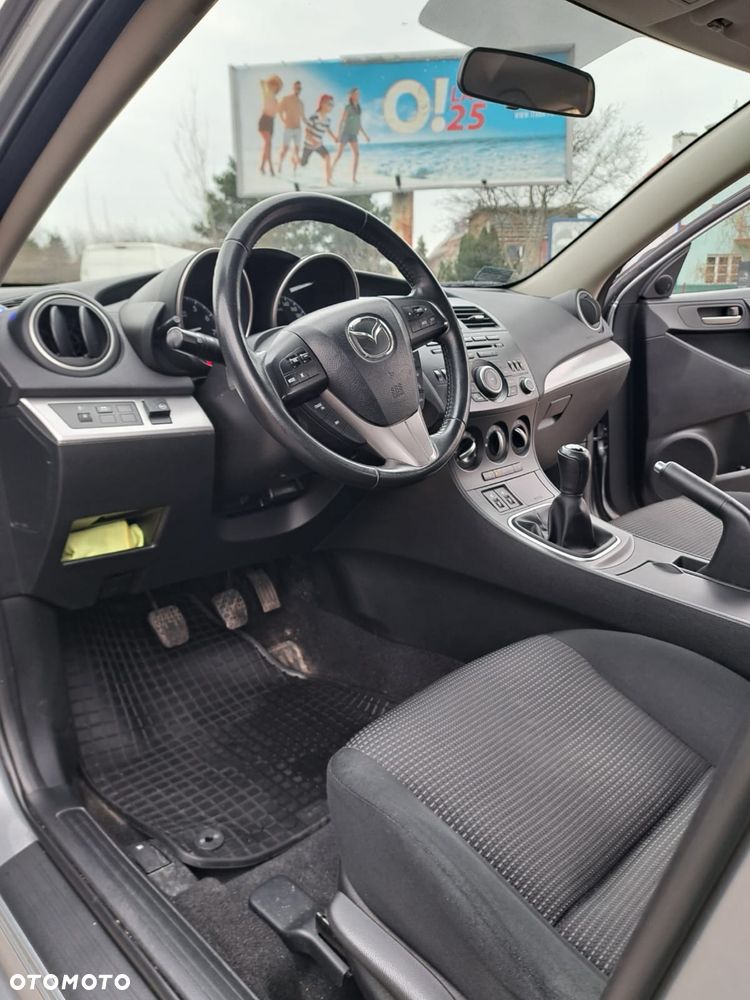 Mazda 3 - 6