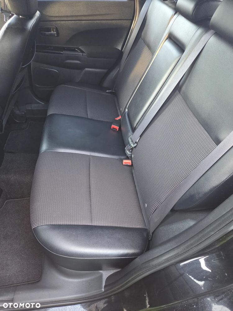 Peugeot 4008 - 24