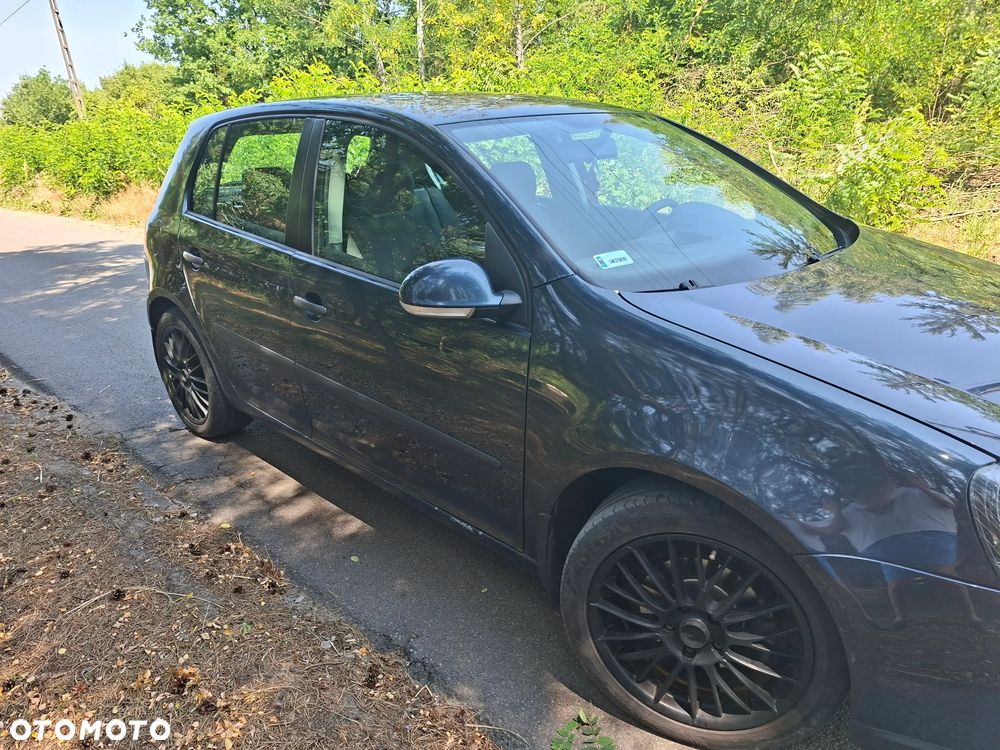 Volkswagen Golf - 2