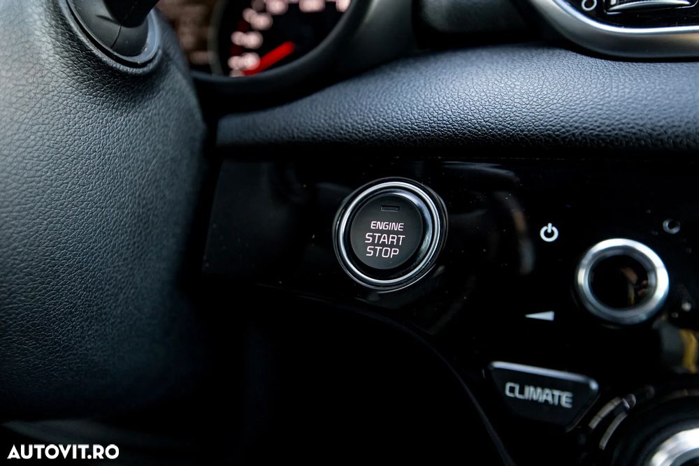 Kia Sportage 1.6 T-GDI 7DCT 4x4 GT Line - 28