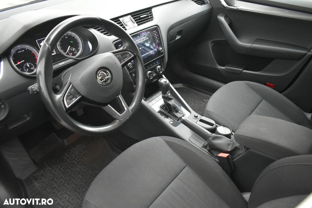 Skoda Octavia - 10