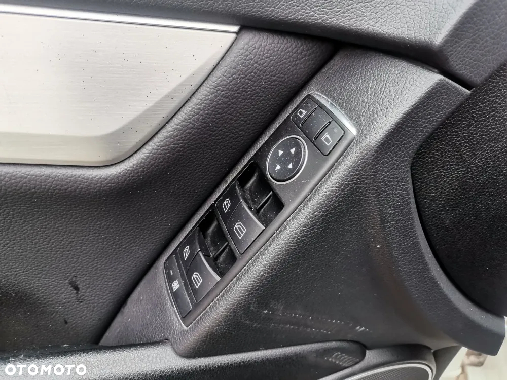 Mercedes-Benz Klasa C 200 CDI BlueEff Avantgarde - 11