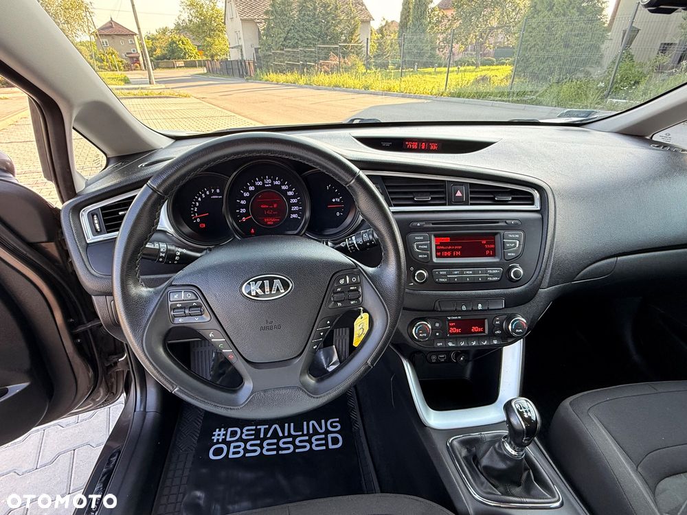 Kia Ceed 1.4 Business Line - 28