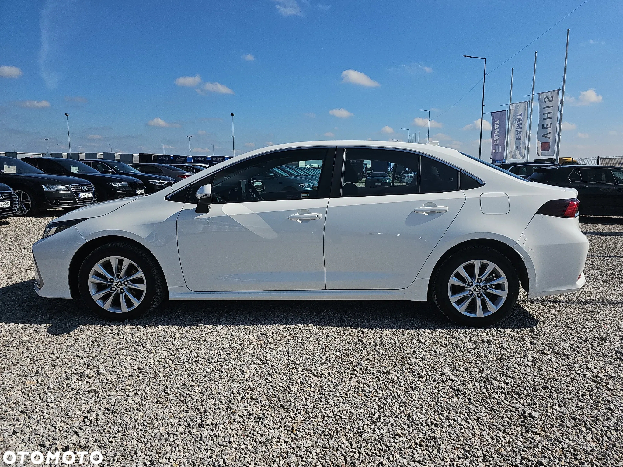 Toyota Corolla 1.8 Hybrid Comfort - 8