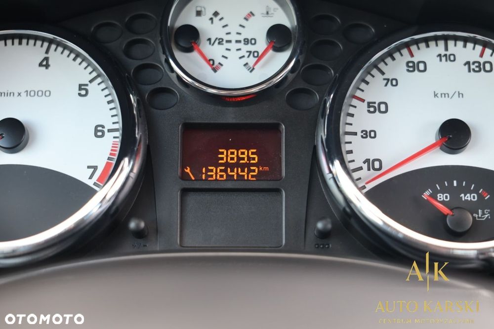 Peugeot 207 - 21