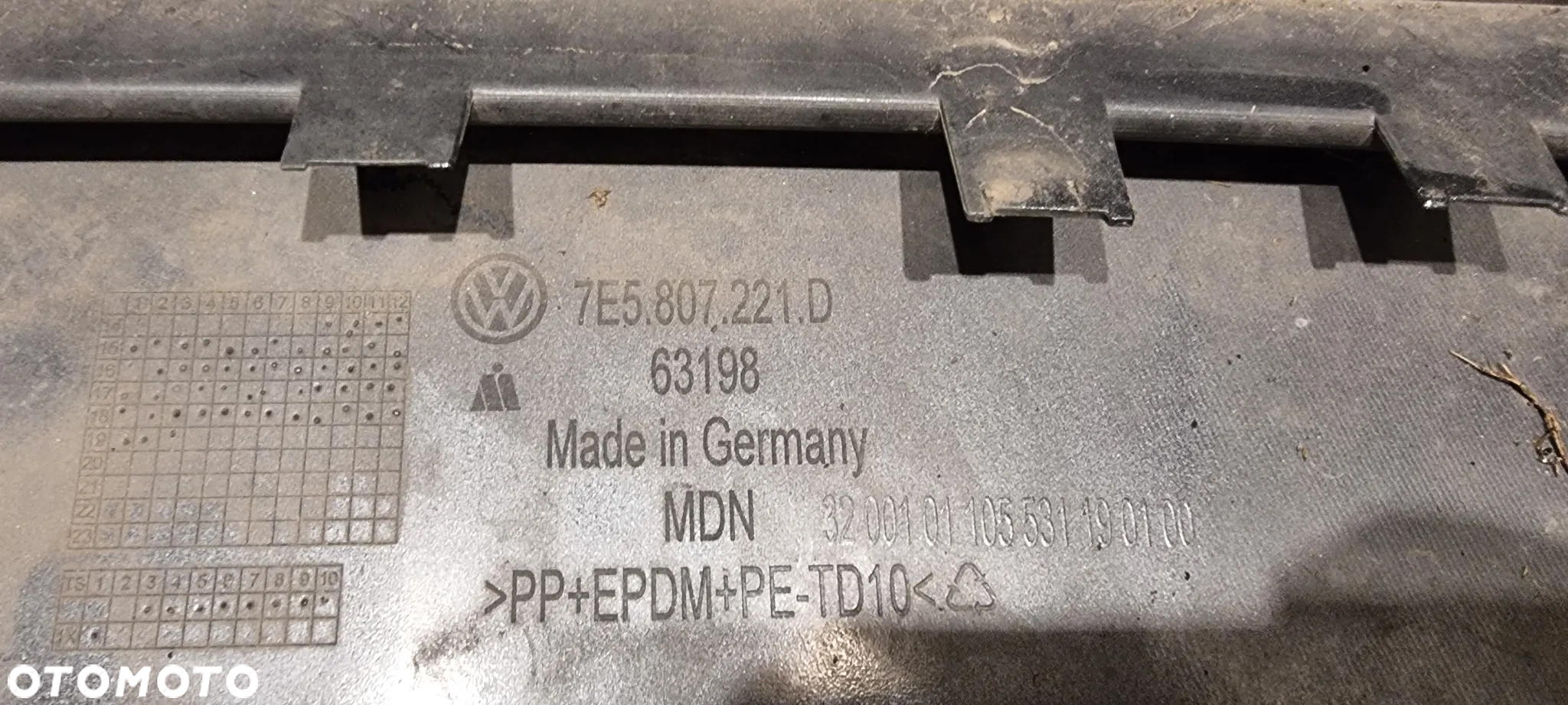 Zderzak przód VW T6 7E MULTIVAN - 14
