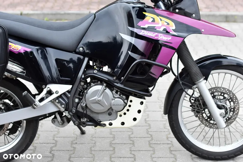 Suzuki DR - 9