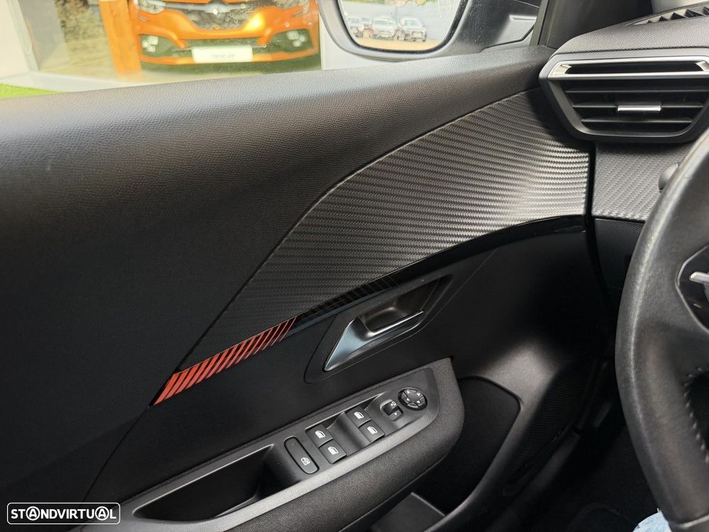 Peugeot 208 1.2 PureTech Active Pack - 24