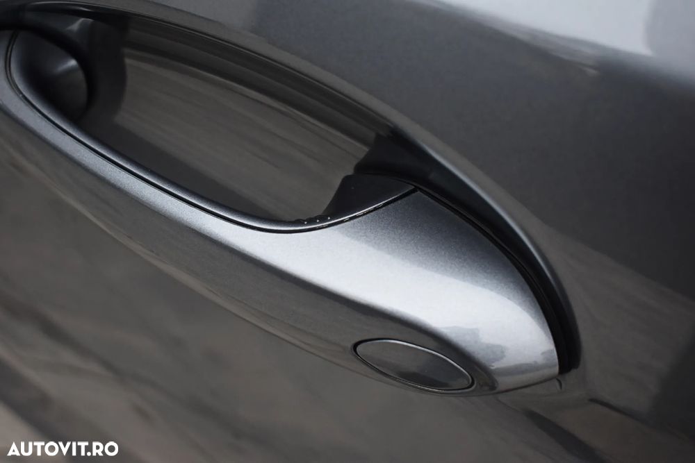 BMW Seria 5 530e xDrive Aut. - 19