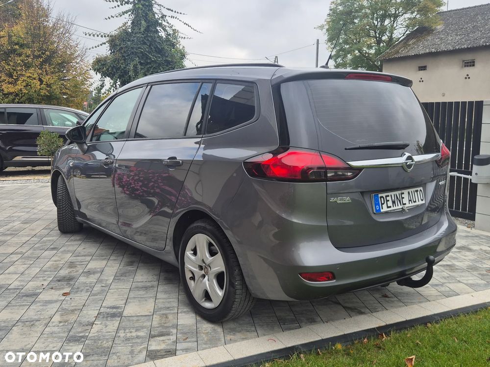 Opel Zafira - 10