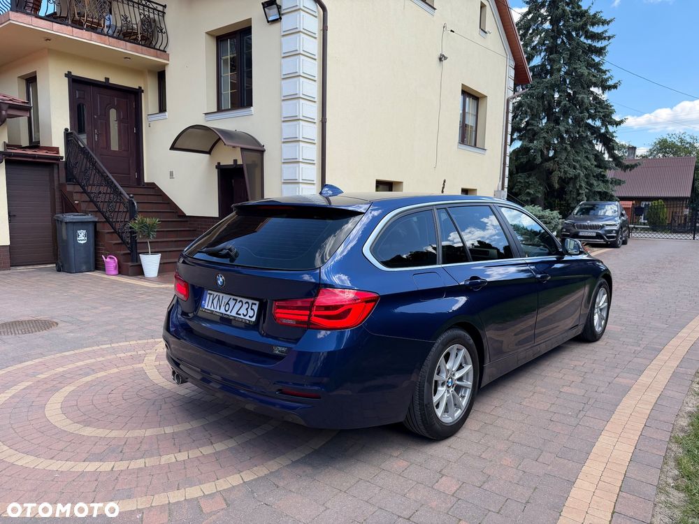 BMW Seria 3 320d Efficient Dynamics Edition Sport Line - 4