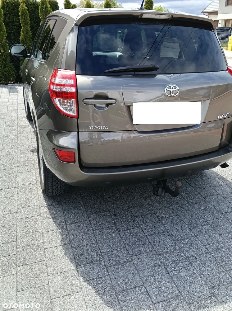 Toyota RAV4 - 3
