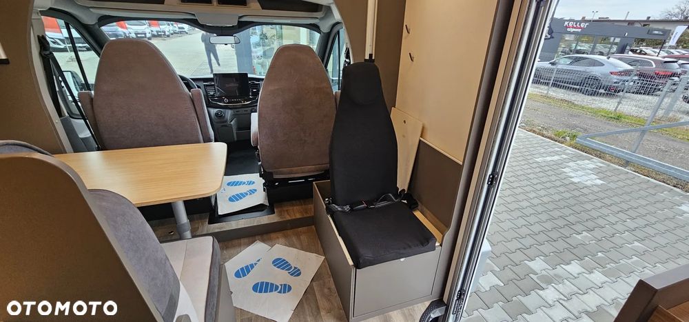 LMC Tourer Lift H634 - 4 osobowy / Ford Transit - 13