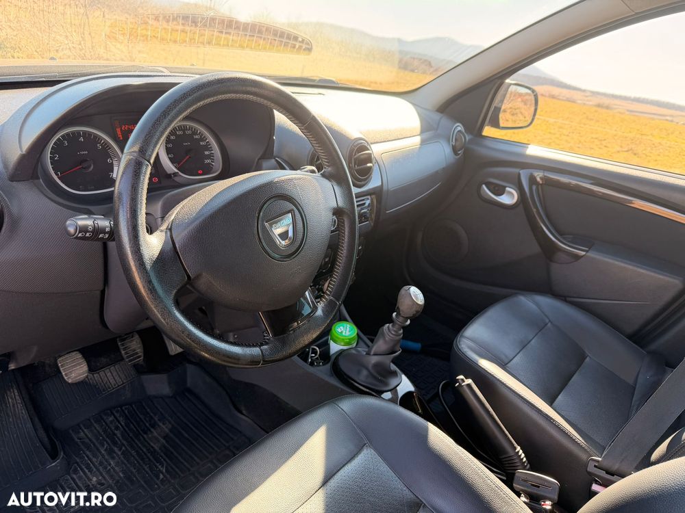 Dacia Duster 1.5 dCi 4x4 Ambiance - 8
