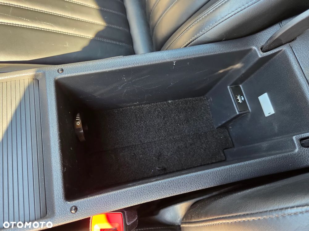 Skoda Superb 1.6 TDI Ambition - 21