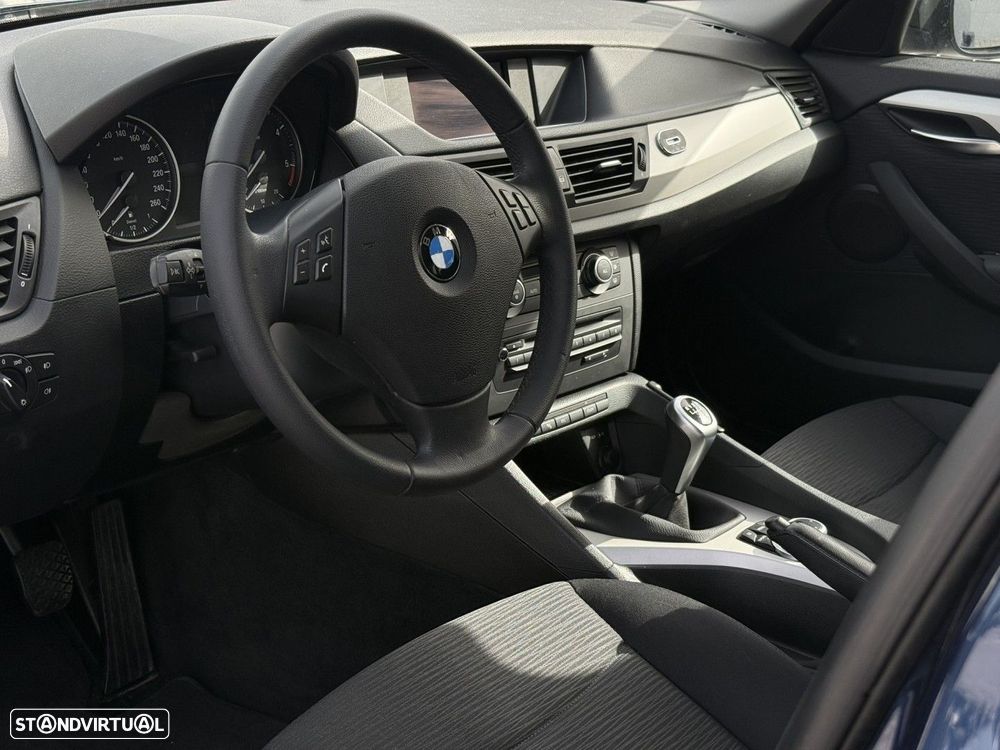 BMW X1 18 d sDrive - 7